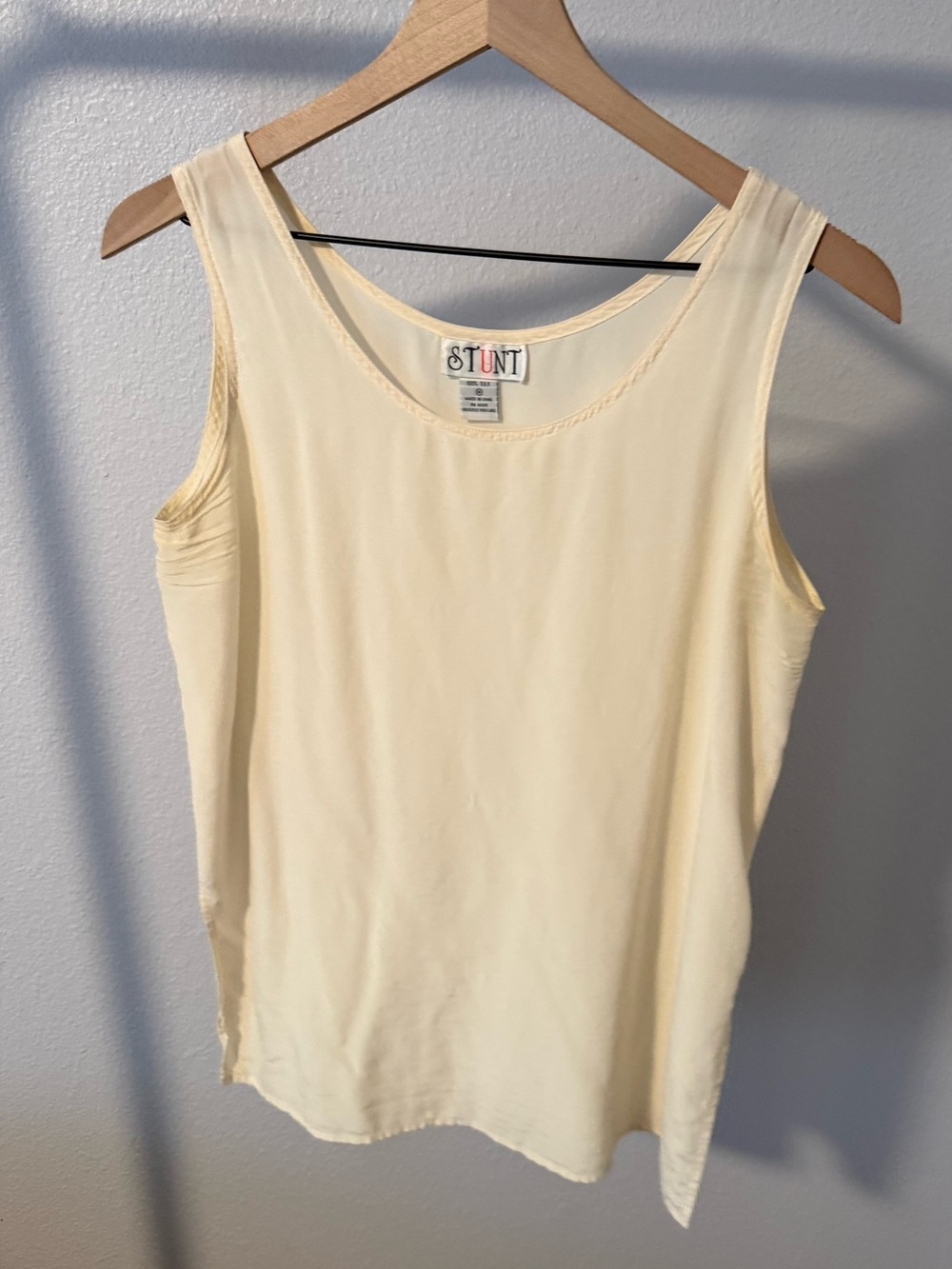 Vintage Stunt 100% Cream Sleeveless Tank Top - Women's Size M